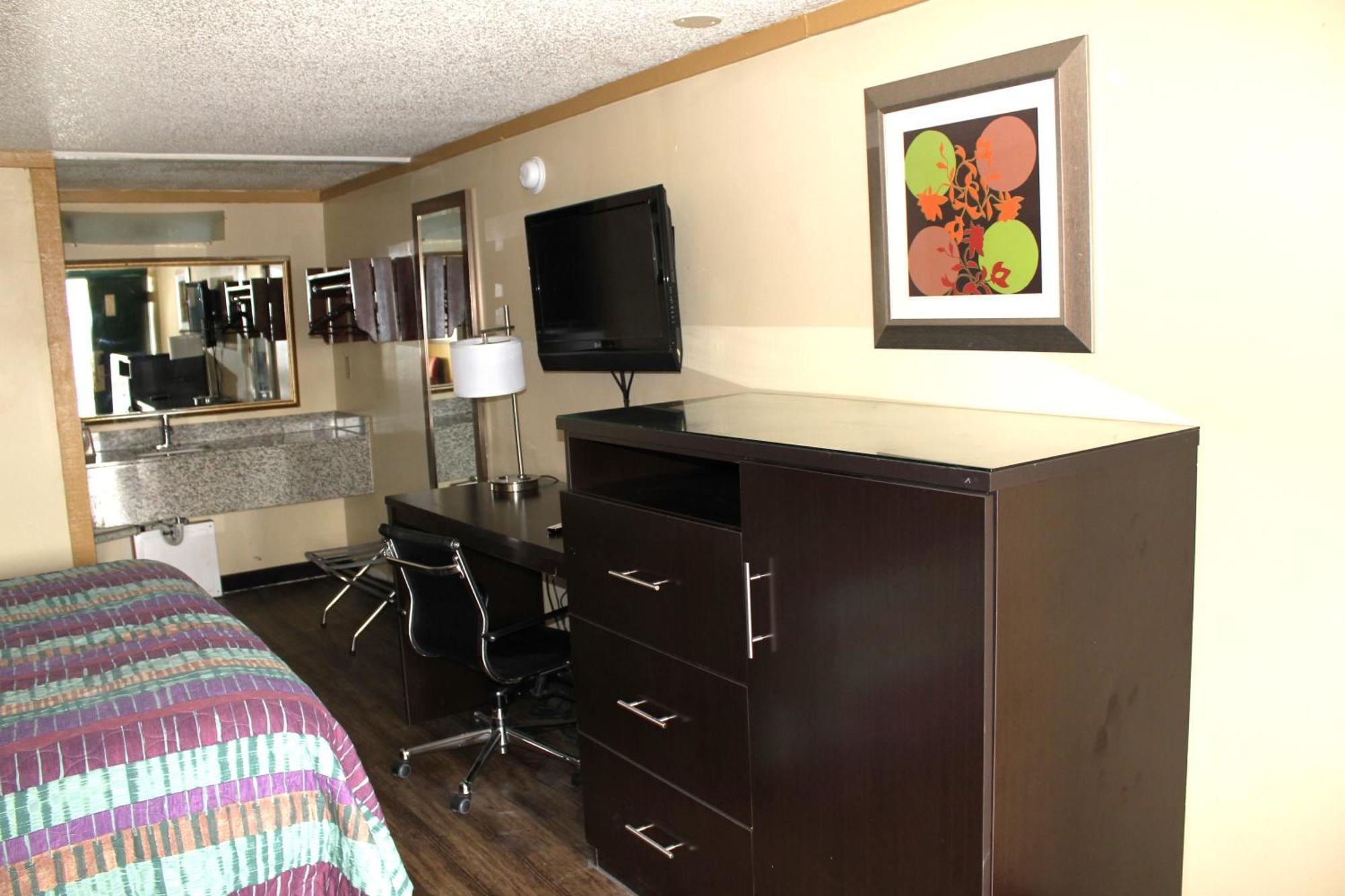 Executive Inn & Suites Нашвил Екстериор снимка